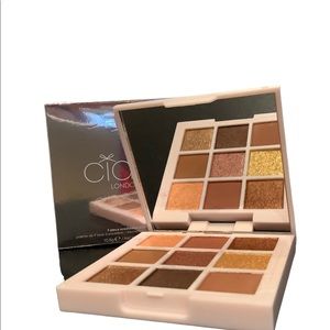 Ciate London 9 Piece Eyeshadow Palette 10.8 g / 0.38 oz.